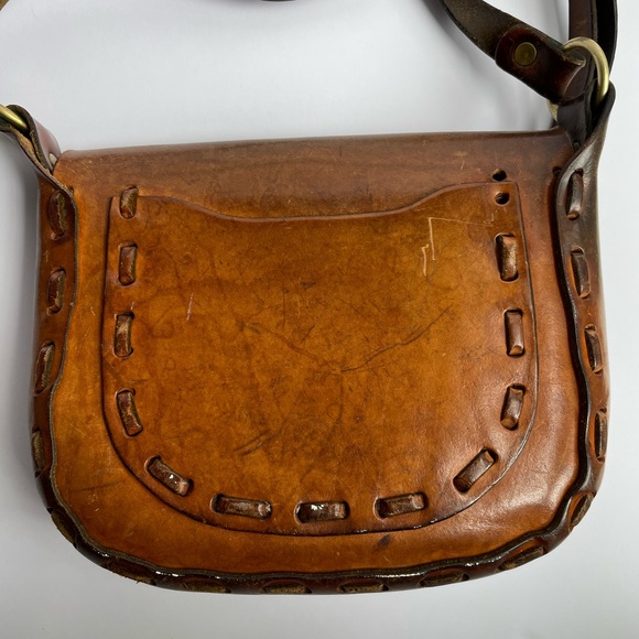 SOLD🔥Beautiful Vintage Leather Satchel - Picture 2 of 9